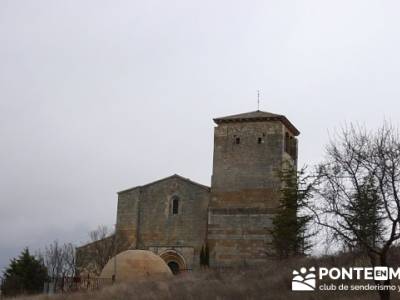 Iglesia de San Miguel - Fuentidueña - viaje cultural españa; puente del pilar